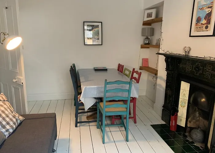 Hobbes Cottage, Pets Allowed